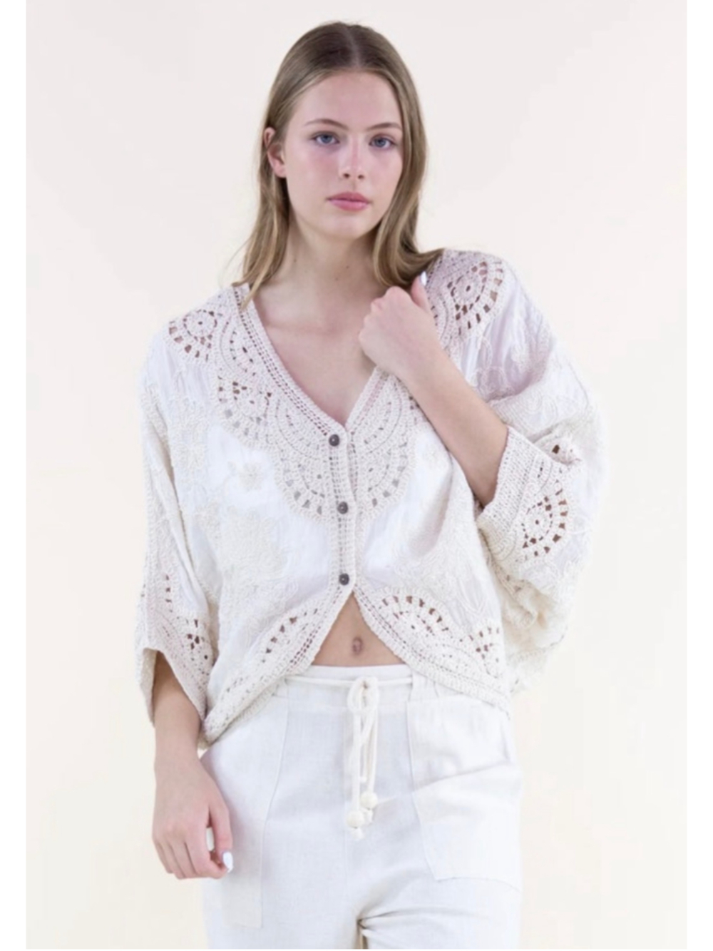 Women's Ordinary USA Beige Button Front Chic Vacation Ready Batwing Cardigan